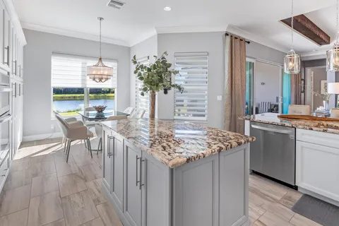 $989,000 | 11991 Southwest Whitewater Falls Court, Port St. Lucie, FL 34987