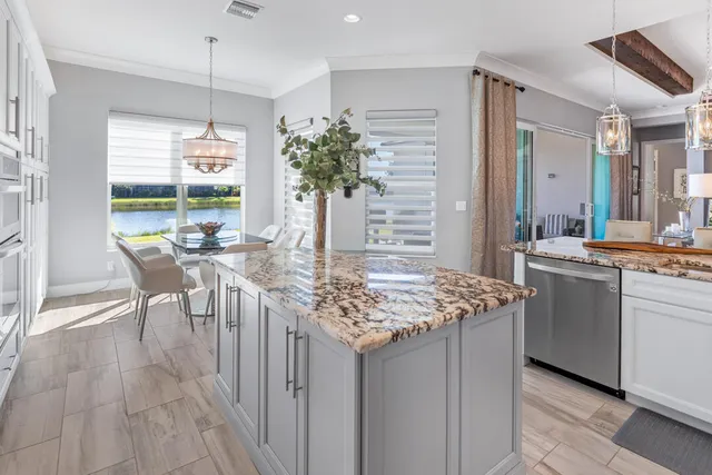 $989,000 | 11991 Southwest Whitewater Falls Court, Port St. Lucie, FL 34987