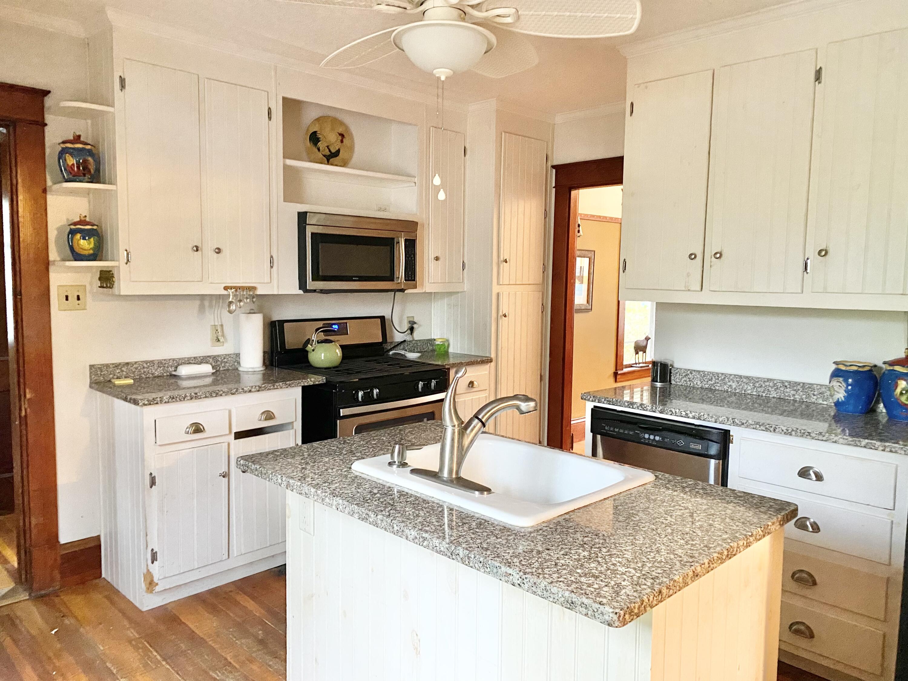 14 Roles Street Springvale, ME 04083 - Photo 5 of 30 07DD2C28-5720-4B91-9B48-7FE007C53EEC