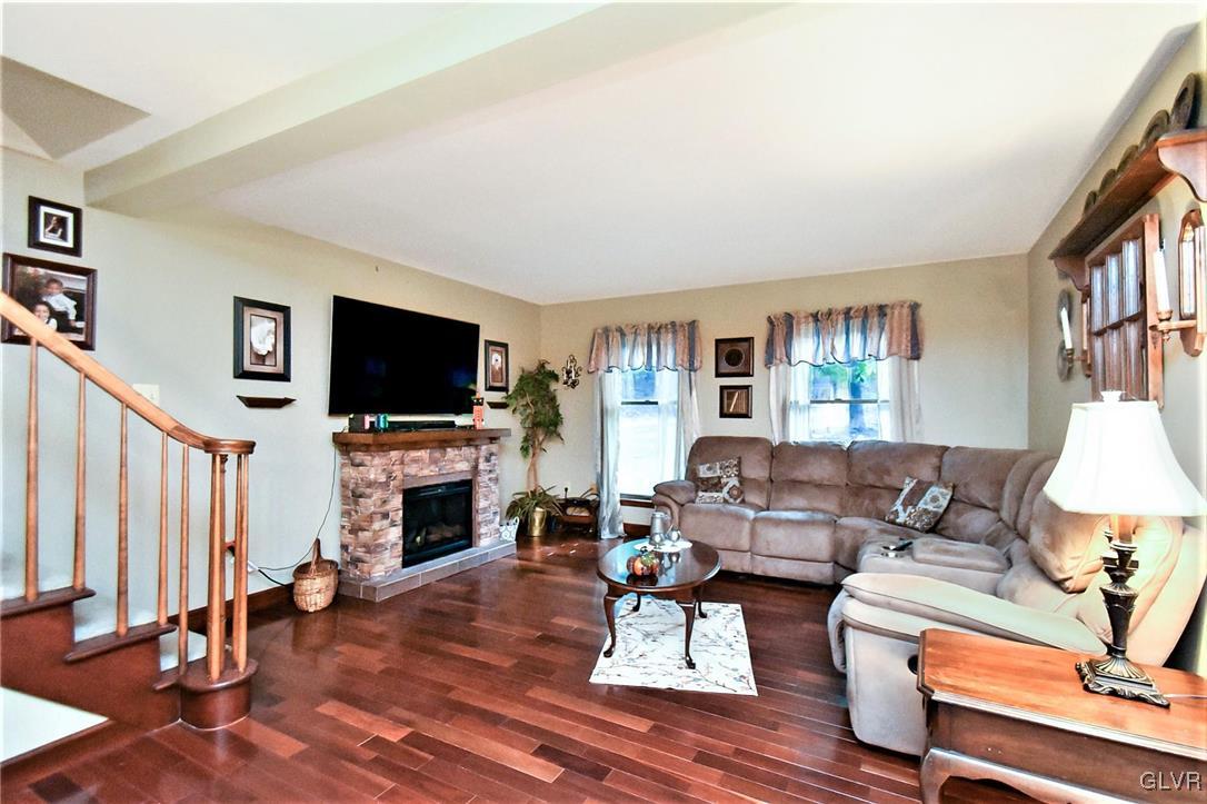 1654 Highpoint Road Coopersburg, PA 18036 - Photo 17 of 48 Gallery Image 17