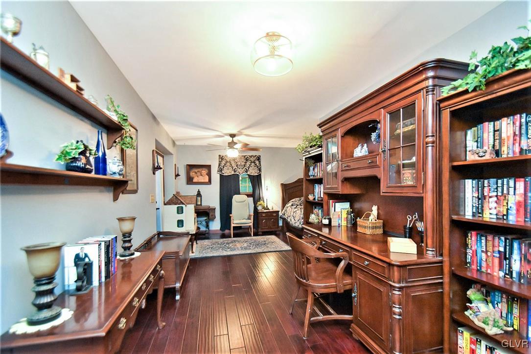 1654 Highpoint Road Coopersburg, PA 18036 - Photo 26 of 48 Gallery Image 26