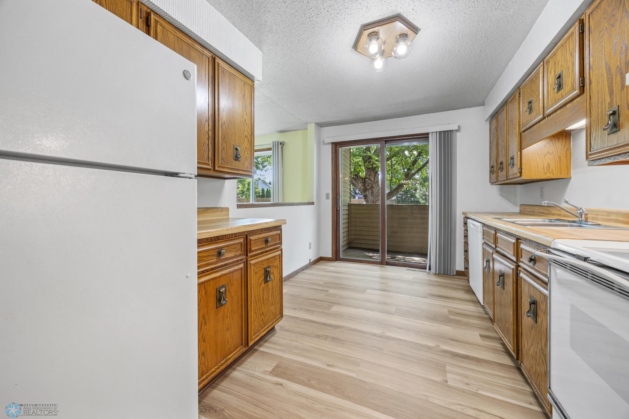 3237 17th Avenue South, Unit 101 Fargo, ND 58103 - Photo 15 of 44