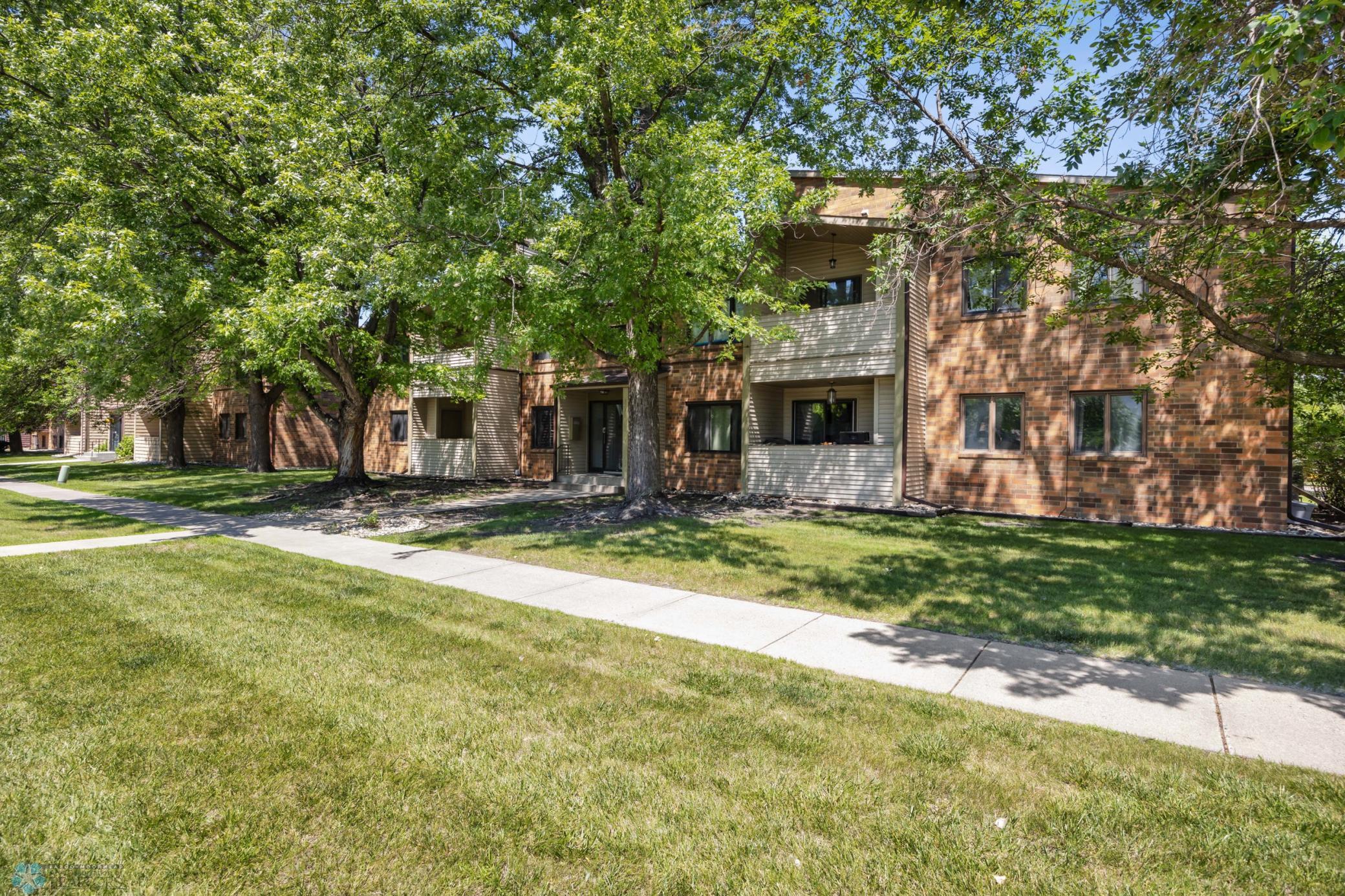 3237 17th Avenue South, Unit 101 Fargo, ND 58103 - Photo 2 of 44
