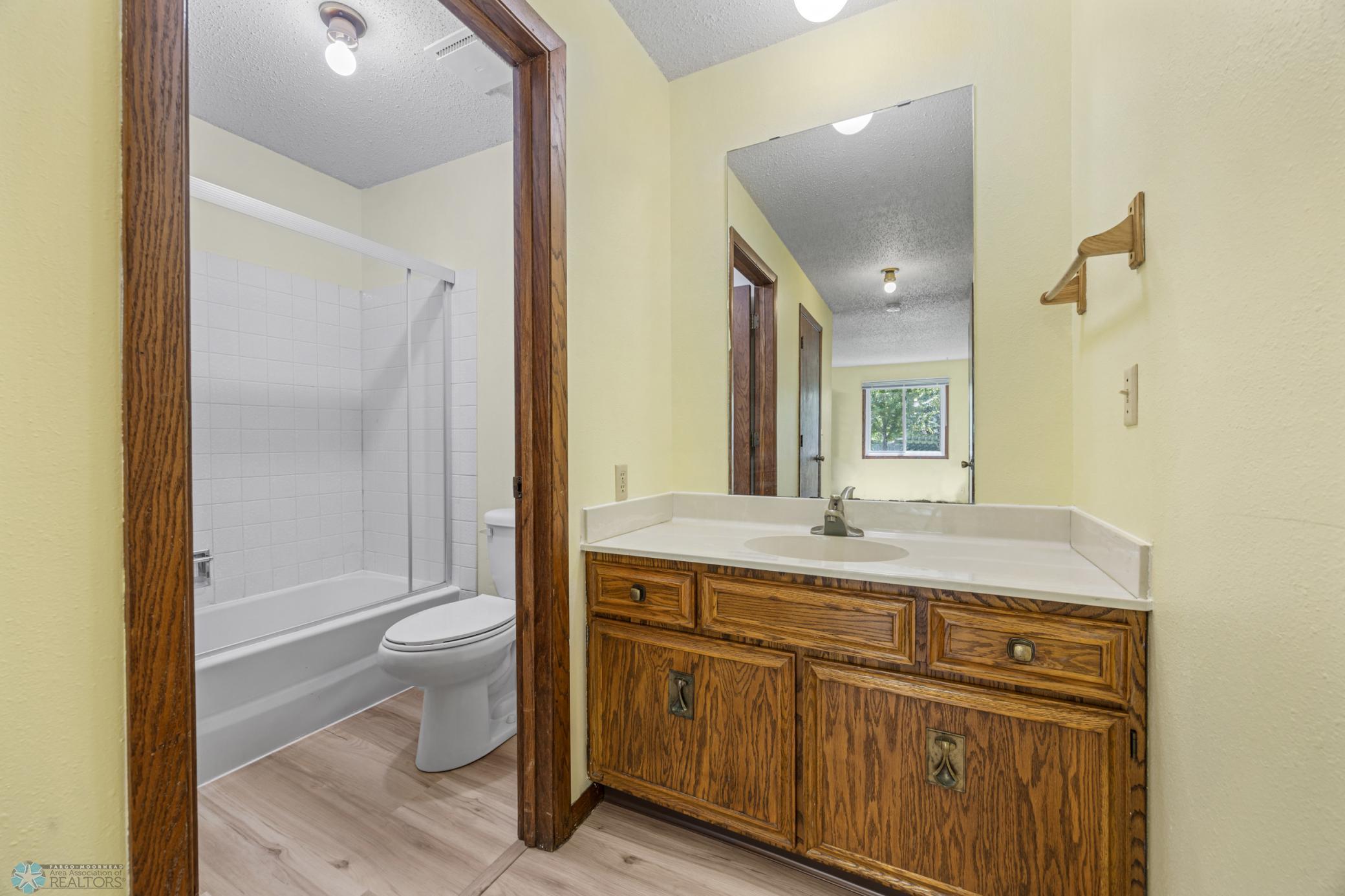 3237 17th Avenue South, Unit 101 Fargo, ND 58103 - Photo 25 of 44