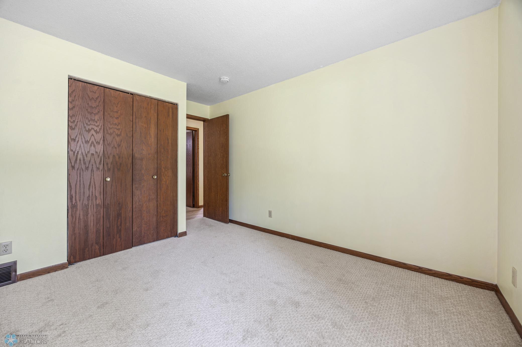 3237 17th Avenue South, Unit 101 Fargo, ND 58103 - Photo 30 of 44