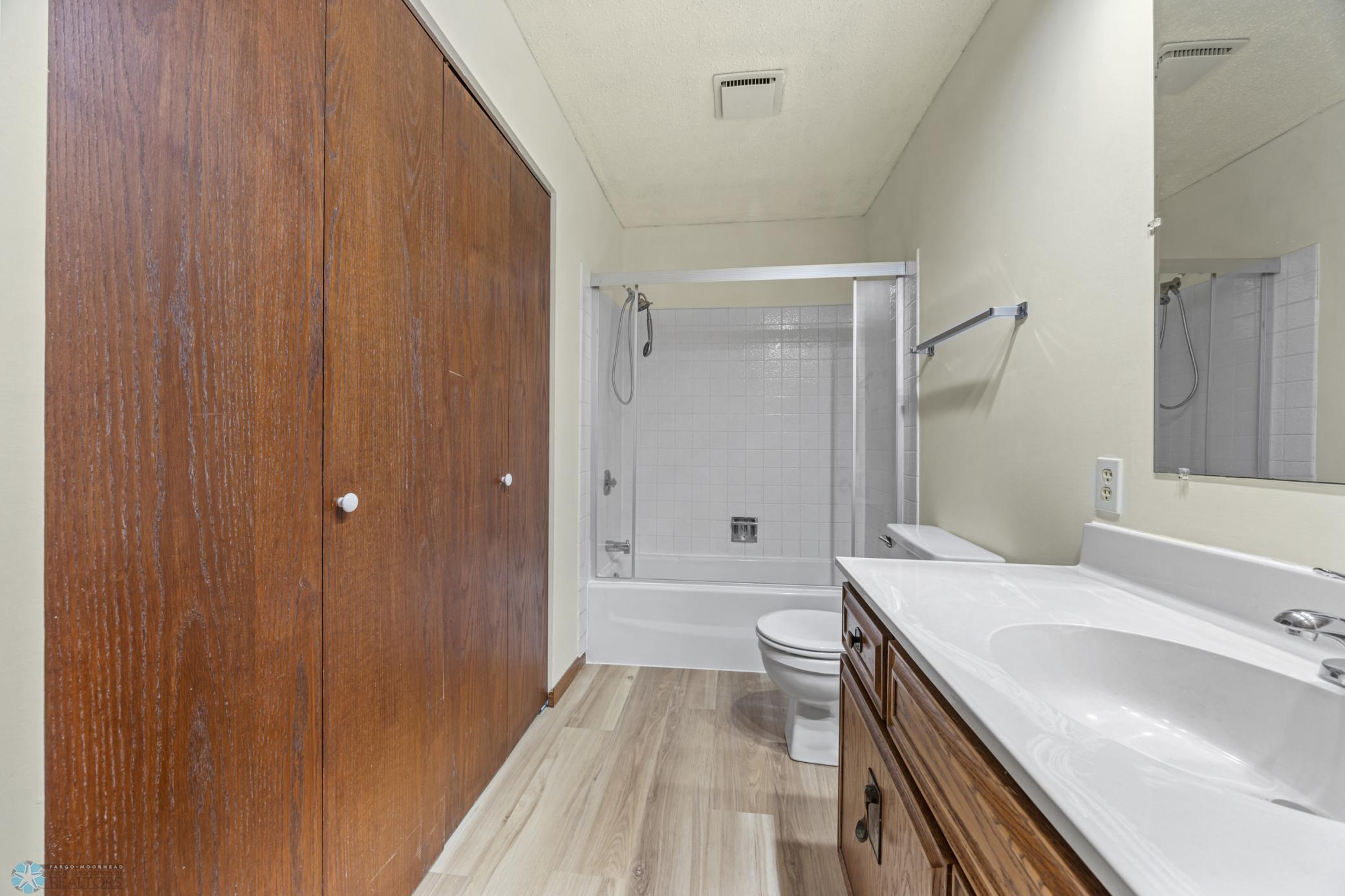 3237 17th Avenue South, Unit 101 Fargo, ND 58103 - Photo 33 of 44