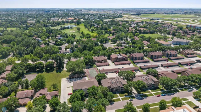 $140,000 | 3237 17th Avenue South, Unit 101, Fargo, ND 58103