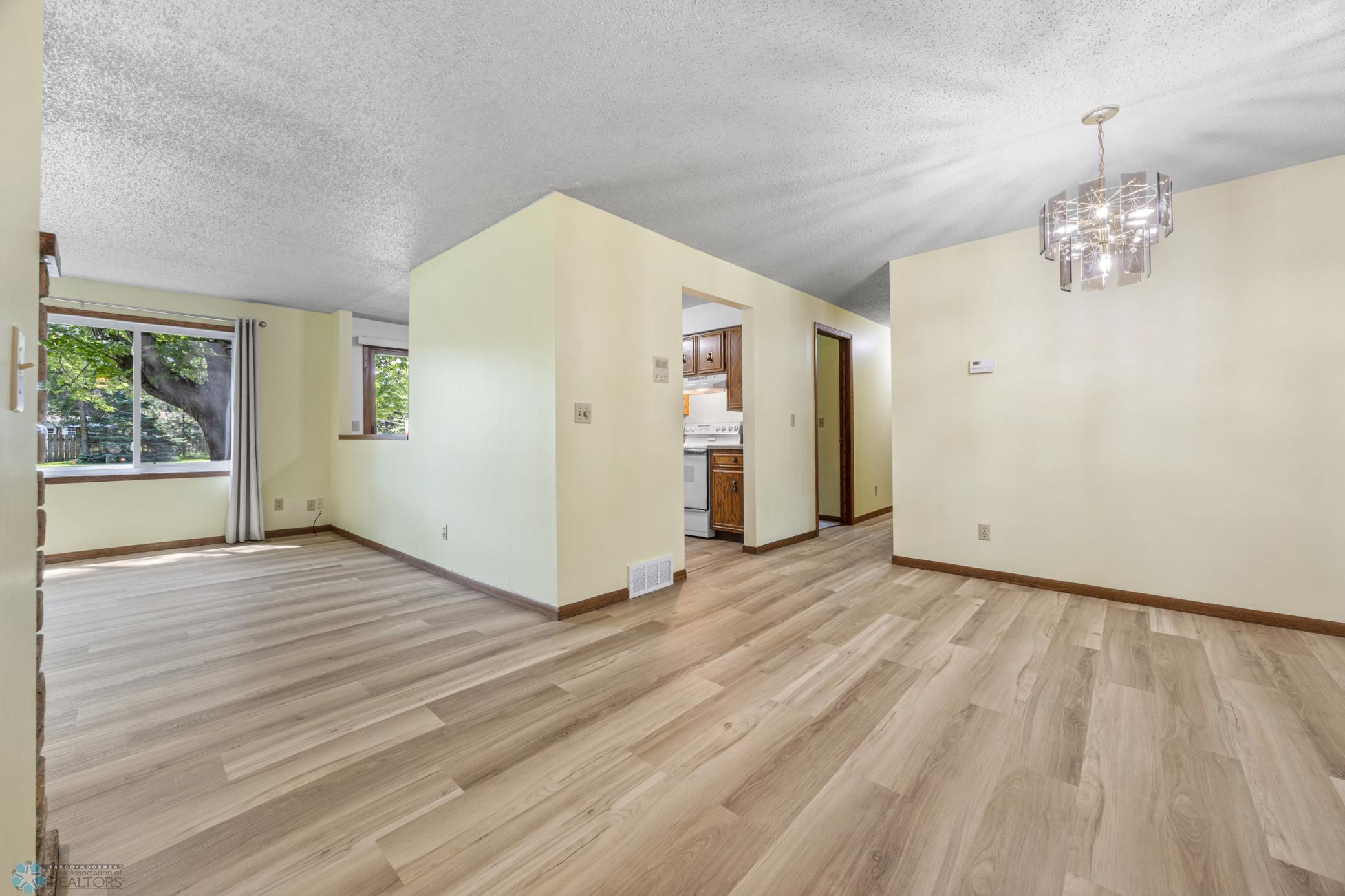 3237 17th Avenue South, Unit 101 Fargo, ND 58103 - Photo 5 of 44