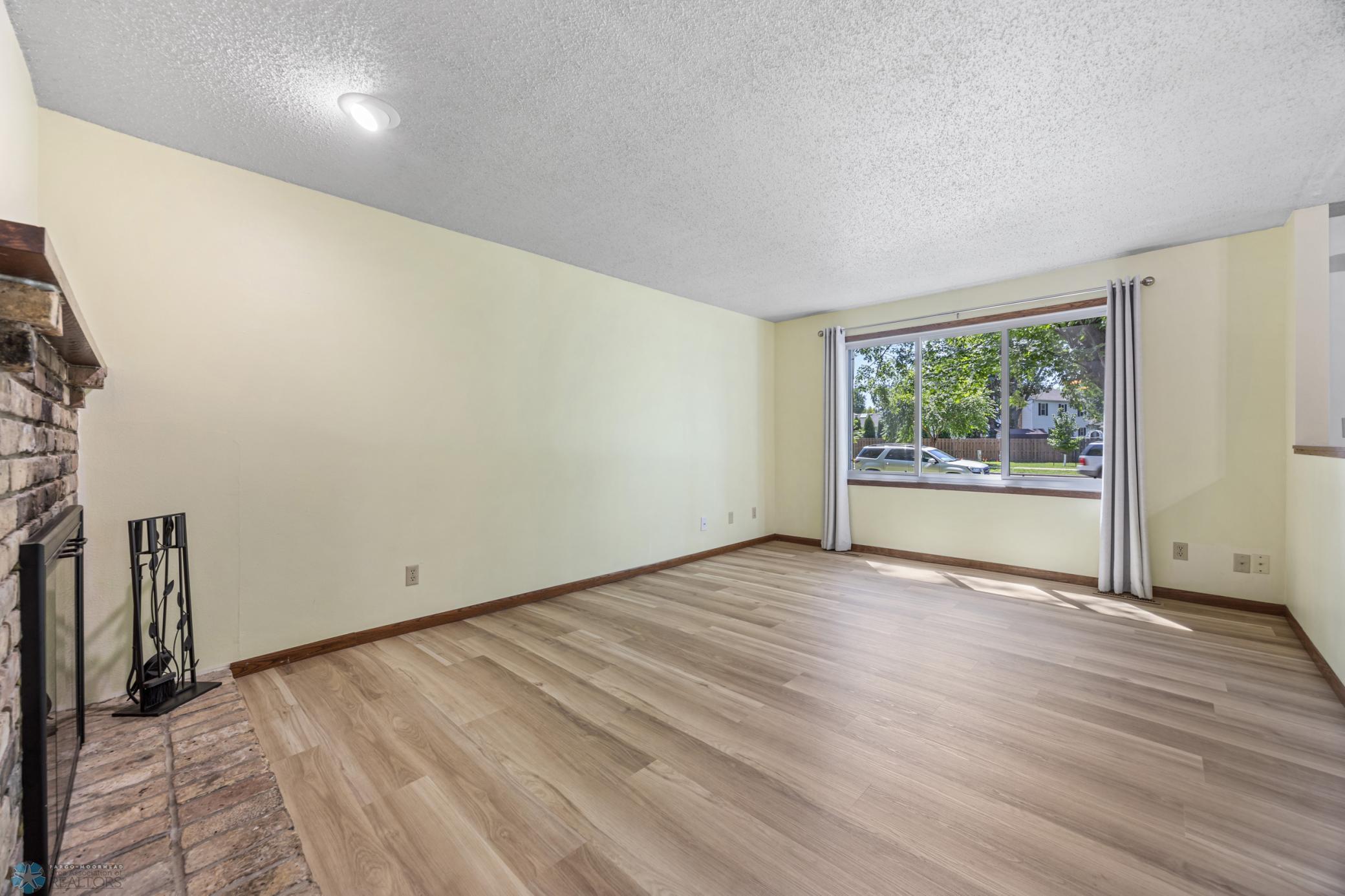 3237 17th Avenue South, Unit 101 Fargo, ND 58103 - Photo 6 of 44