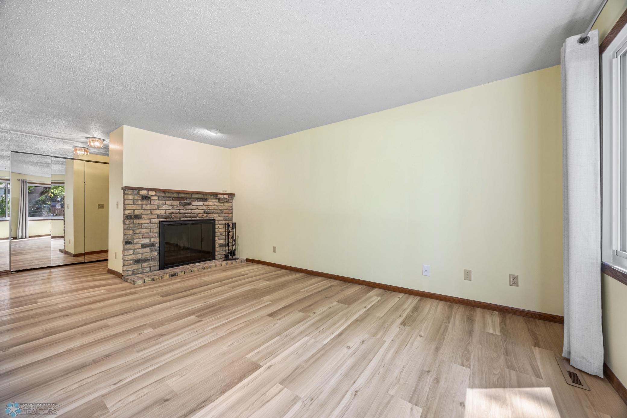 3237 17th Avenue South, Unit 101 Fargo, ND 58103 - Photo 8 of 44