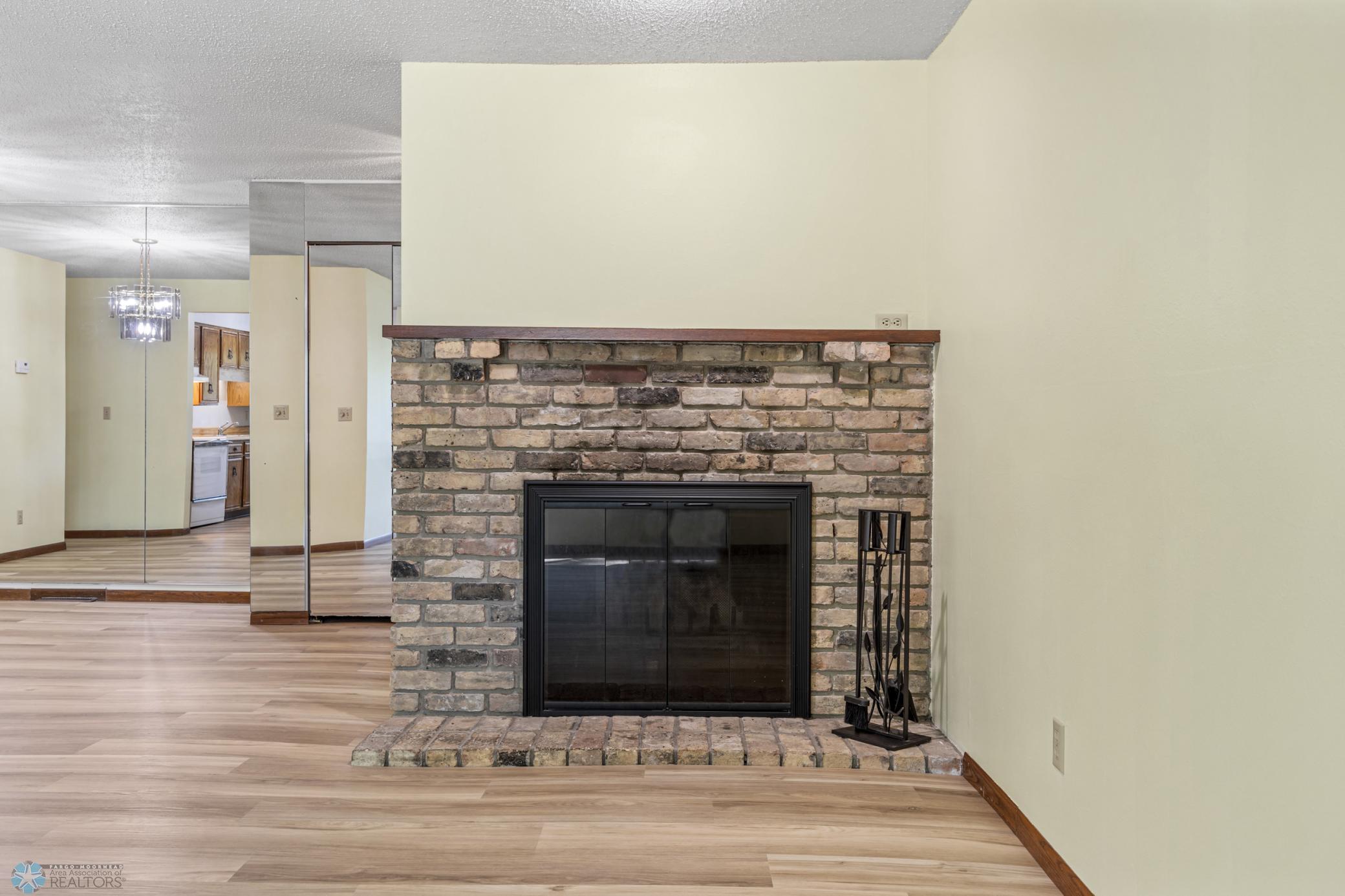 3237 17th Avenue South, Unit 101 Fargo, ND 58103 - Photo 10 of 44