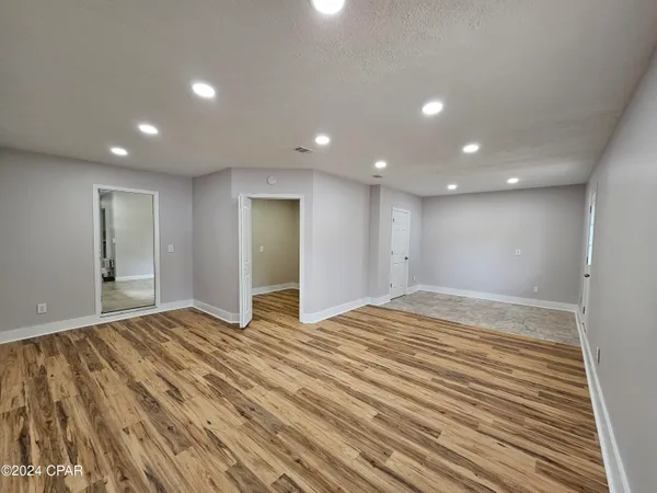 $2,500 | 3704 George Lane, Panama City, FL 32409