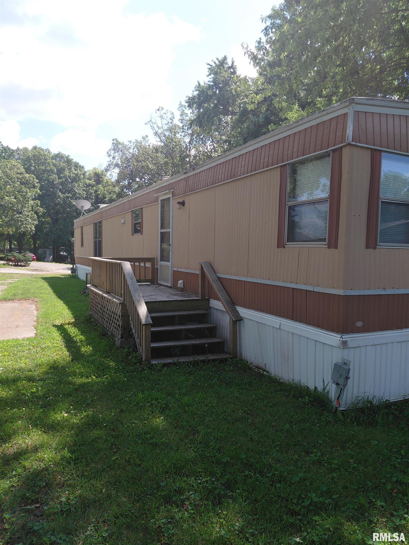 1100 West Locust Street Canton, IL 61520 - Photo 35 of 39