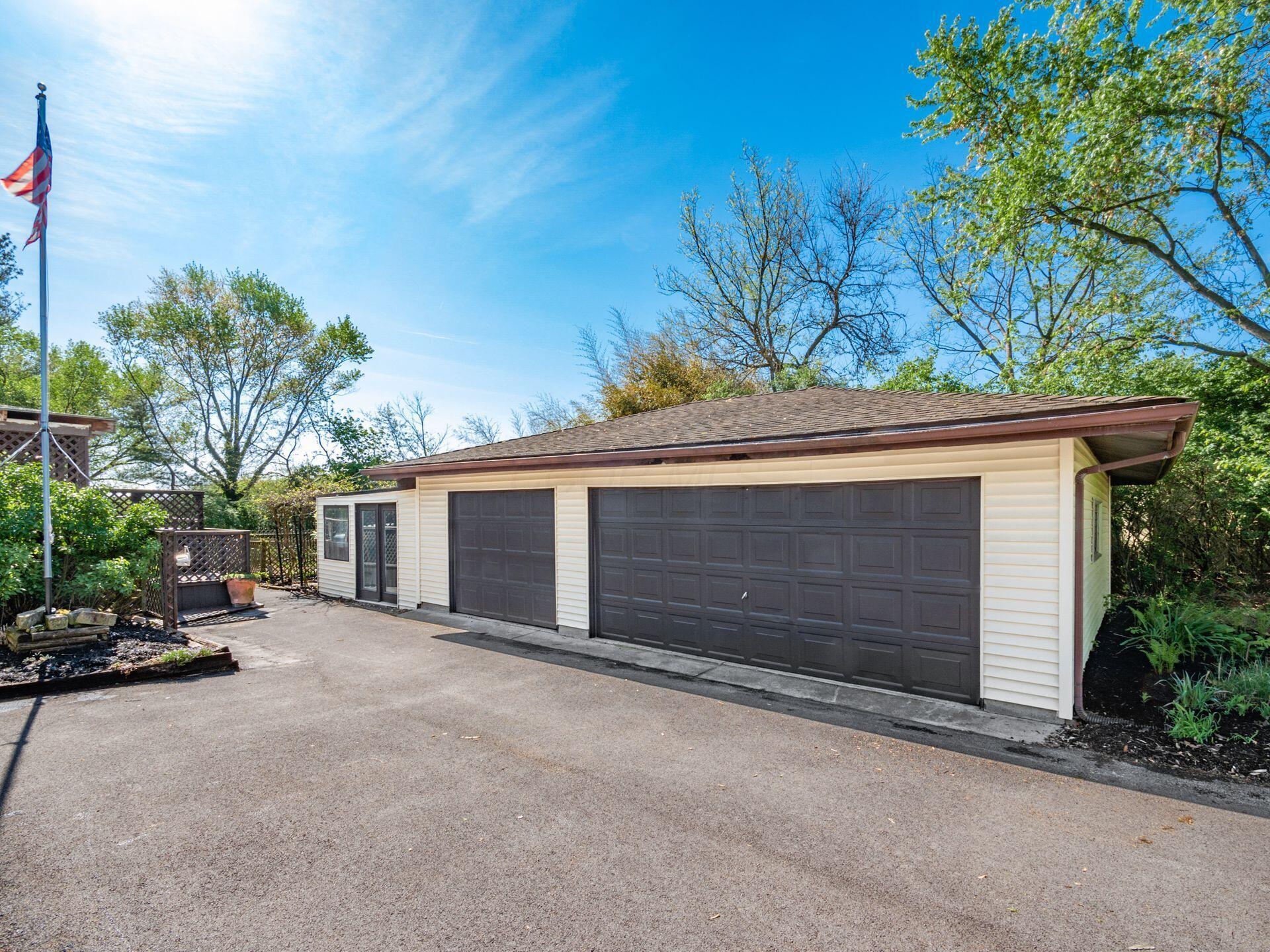 432 James Road Columbus, OH 43230 - Photo 40 of 43 044_db82_N 432 James rd 092-2