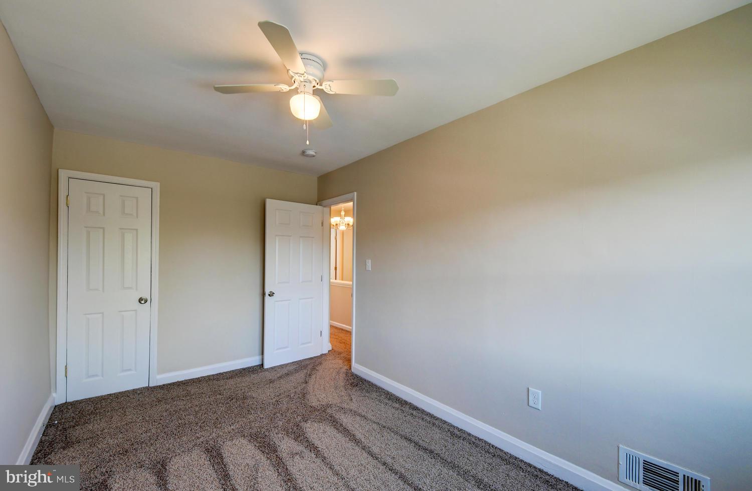 1910 Haselmere Road Dundalk, MD 21222 - Photo 21 of 32