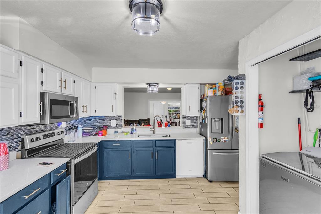 477 Green Spring Circle Winter Springs, FL 32708 - Photo 8 of 31 Gallery Image 8