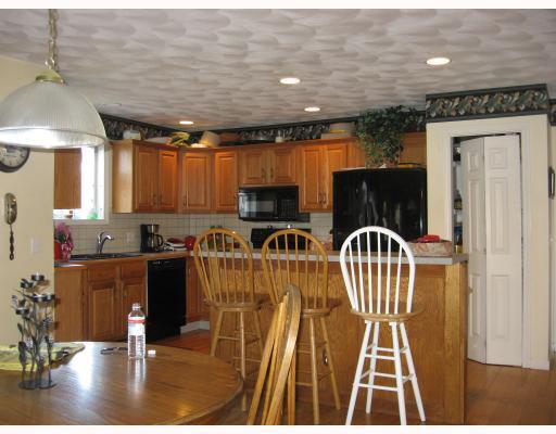 5 Bliss Mine Road Middletown, RI 02842 - Photo 3 of 12 Kitchen.
