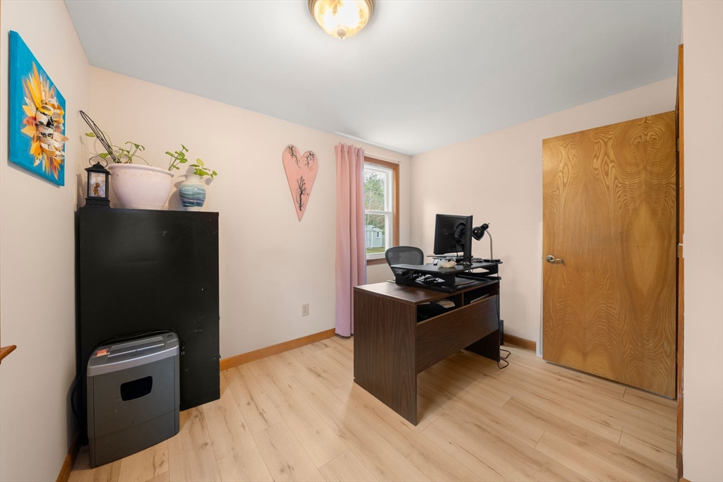 34 Newtown Road Sandwich, MA 02563 - Photo 12 of 18