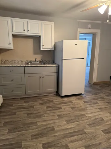 $1,400 | 225 Mill Street, New Britain, CT 06051