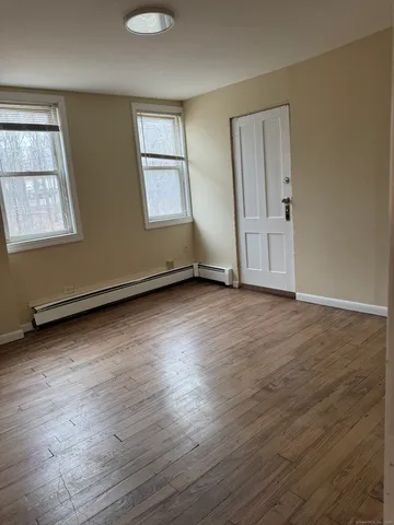 $1,400 | 225 Mill Street, New Britain, CT 06051