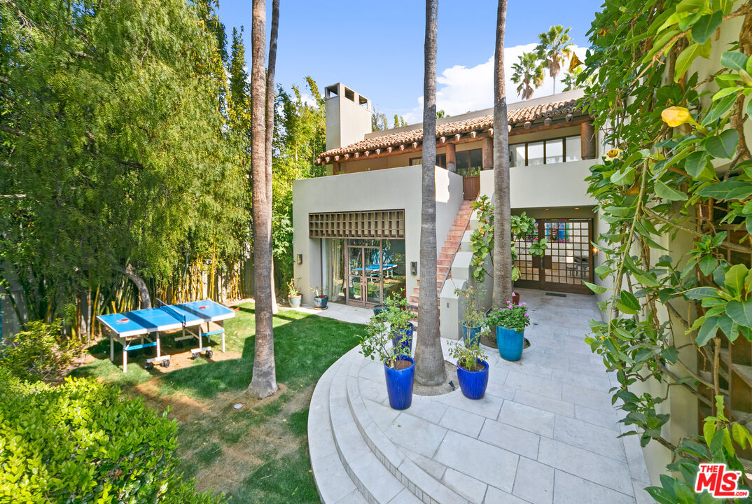 3348 Clerendon Road Beverly Hills, CA 90210 - Photo 11 of 50