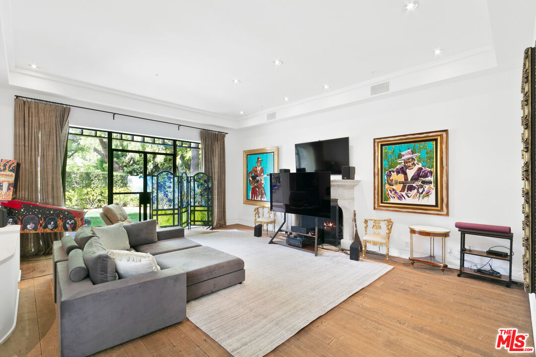 3348 Clerendon Road Beverly Hills, CA 90210 - Photo 21 of 50