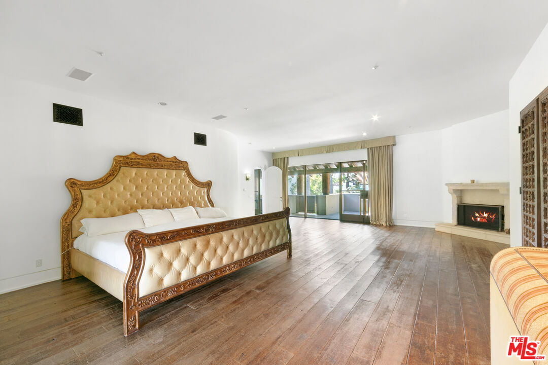 3348 Clerendon Road Beverly Hills, CA 90210 - Photo 48 of 50