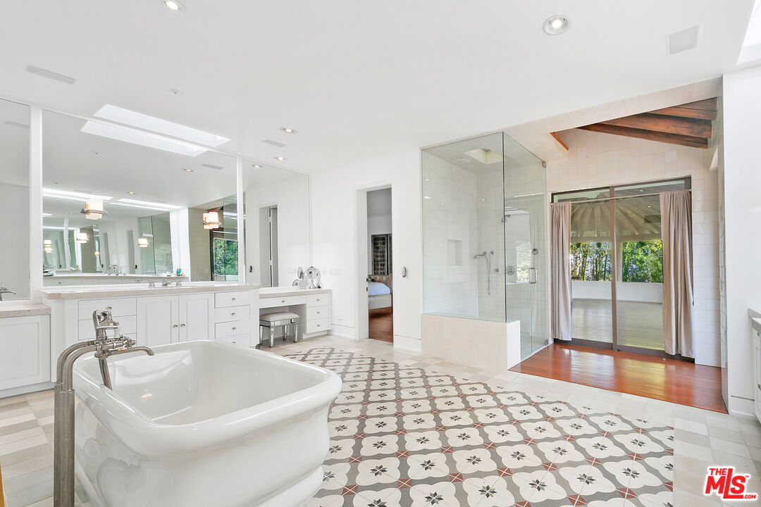 3348 Clerendon Road Beverly Hills, CA 90210 - Photo 50 of 50