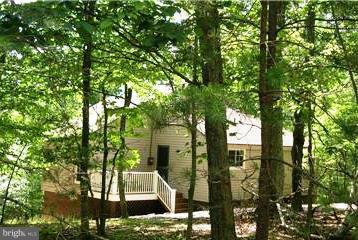 79 Animikean Ridge Hedgesville, WV 25427 - Photo 1 of 19 Exterior (Front)