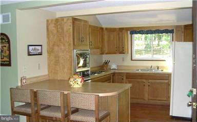 79 Animikean Ridge Hedgesville, WV 25427 - Photo 10 of 19 Kitchen