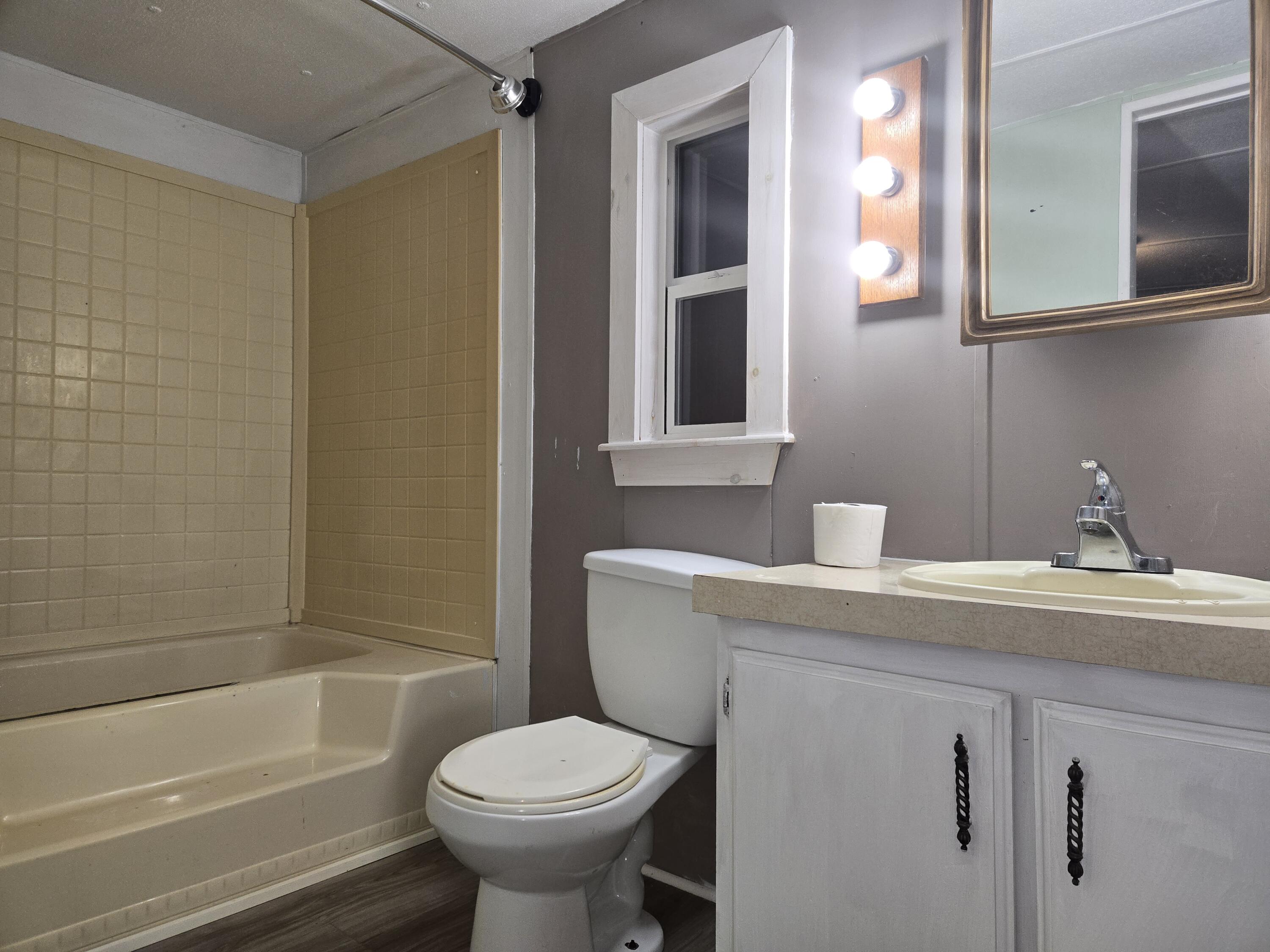 177 Hudson Road Alton, ME 04468 - Photo 11 of 22 20251019_182834