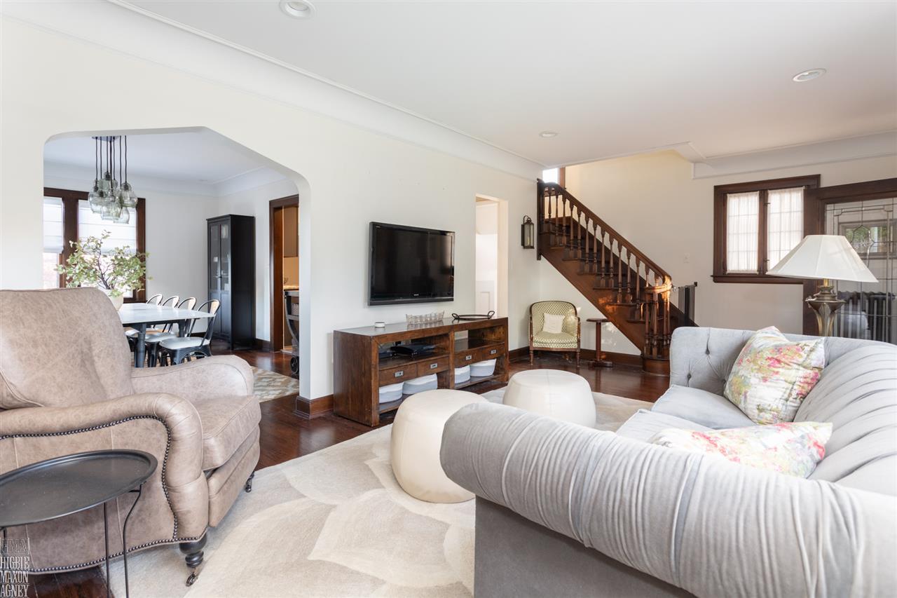 967 Lincoln Road Grosse Pointe, MI 48230 - Photo 3 of 31 50026834-2.JPG