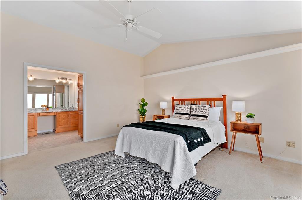 46 Bent Tree Road Asheville, NC 28804 - Photo 14 of 27 Gallery Image 14
