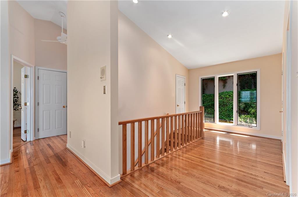46 Bent Tree Road Asheville, NC 28804 - Photo 17 of 27 Gallery Image 17