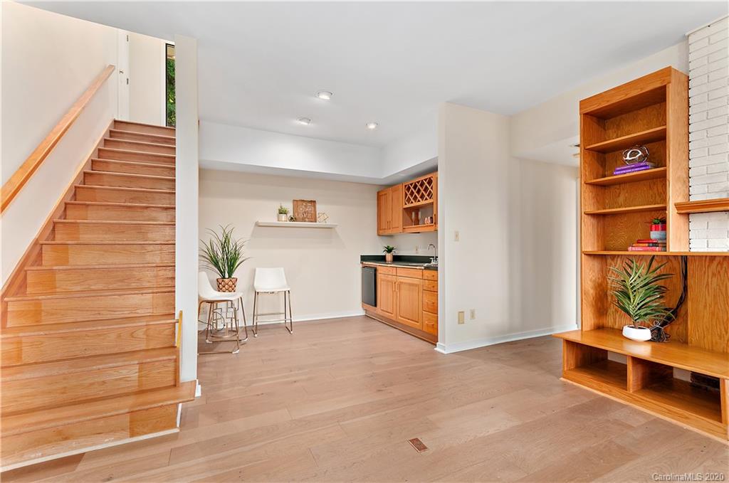 46 Bent Tree Road Asheville, NC 28804 - Photo 18 of 27 Gallery Image 18