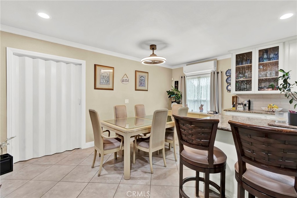 2501 Deodar Street Santa Ana, CA 92705 - Photo 15 of 43 a dining room with furniture and window