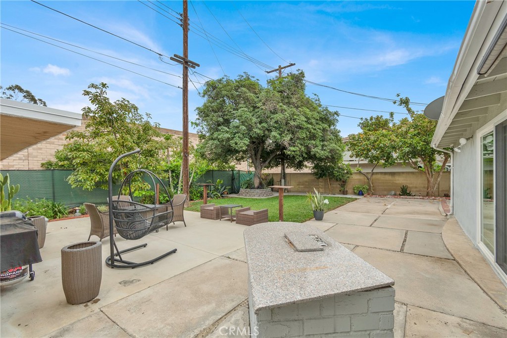 2501 Deodar Street Santa Ana, CA 92705 - Photo 34 of 43 a view of a backyard with sitting area