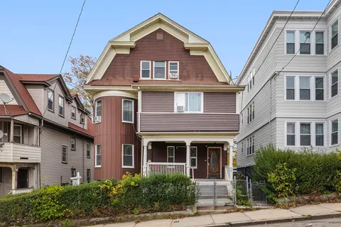 $3,000 | 27 Brinsley Street, Unit 1, Boston, MA 02121