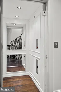 $2,495,000 | 2041 Locust Street, Philadelphia, PA 19103