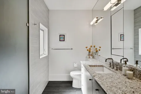 $2,495,000 | 2041 Locust Street, Philadelphia, PA 19103