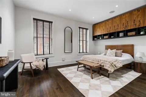 $2,495,000 | 2041 Locust Street, Philadelphia, PA 19103