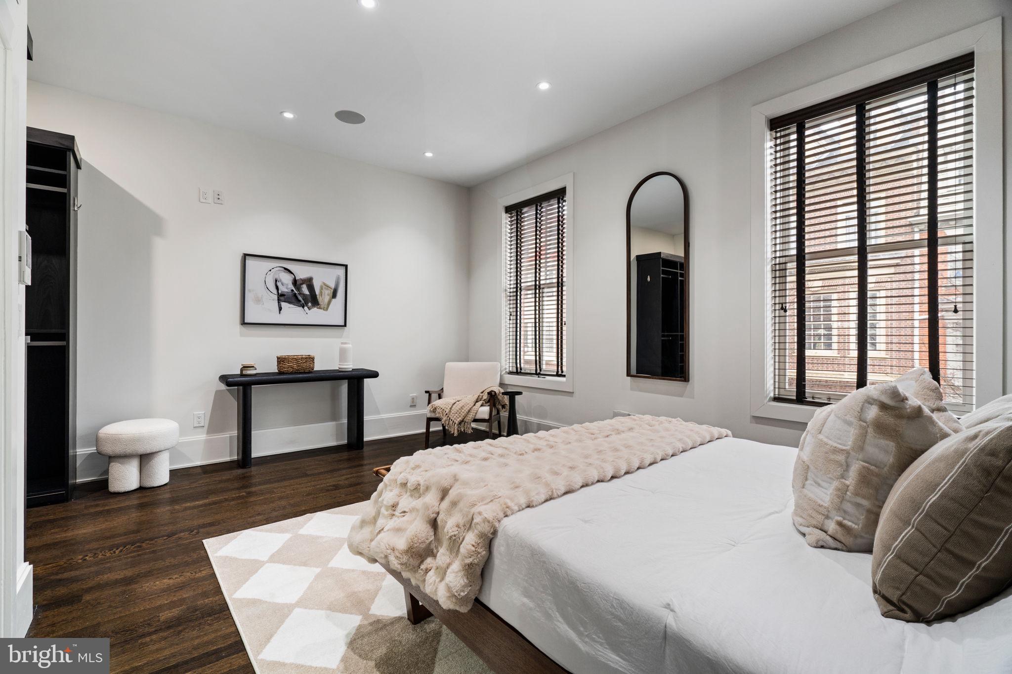 2041 Locust Street Philadelphia, PA 19103 - Photo 30 of 75 Guest Bedroom