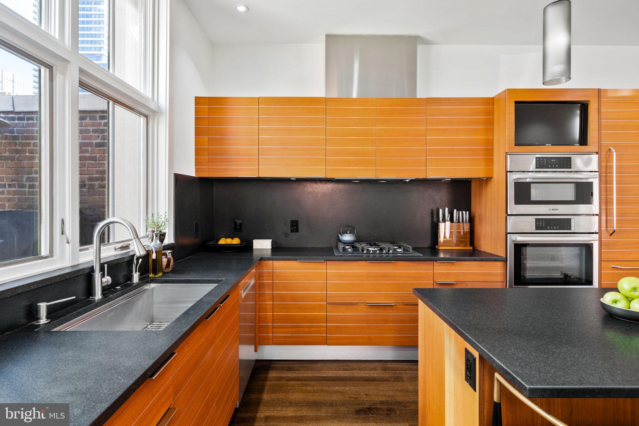 2041 Locust Street Philadelphia, PA 19103 - Photo 42 of 75