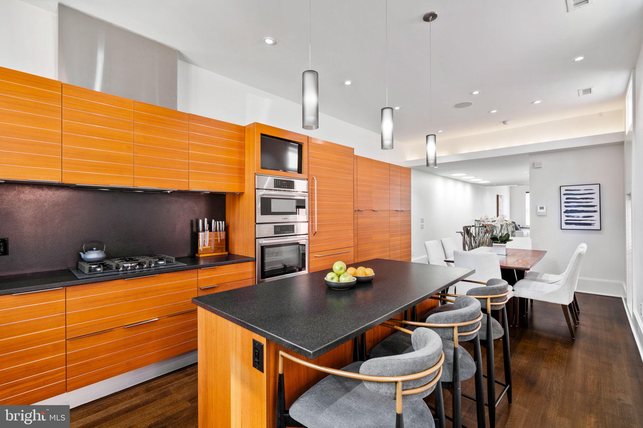 2041 Locust Street Philadelphia, PA 19103 - Photo 52 of 75