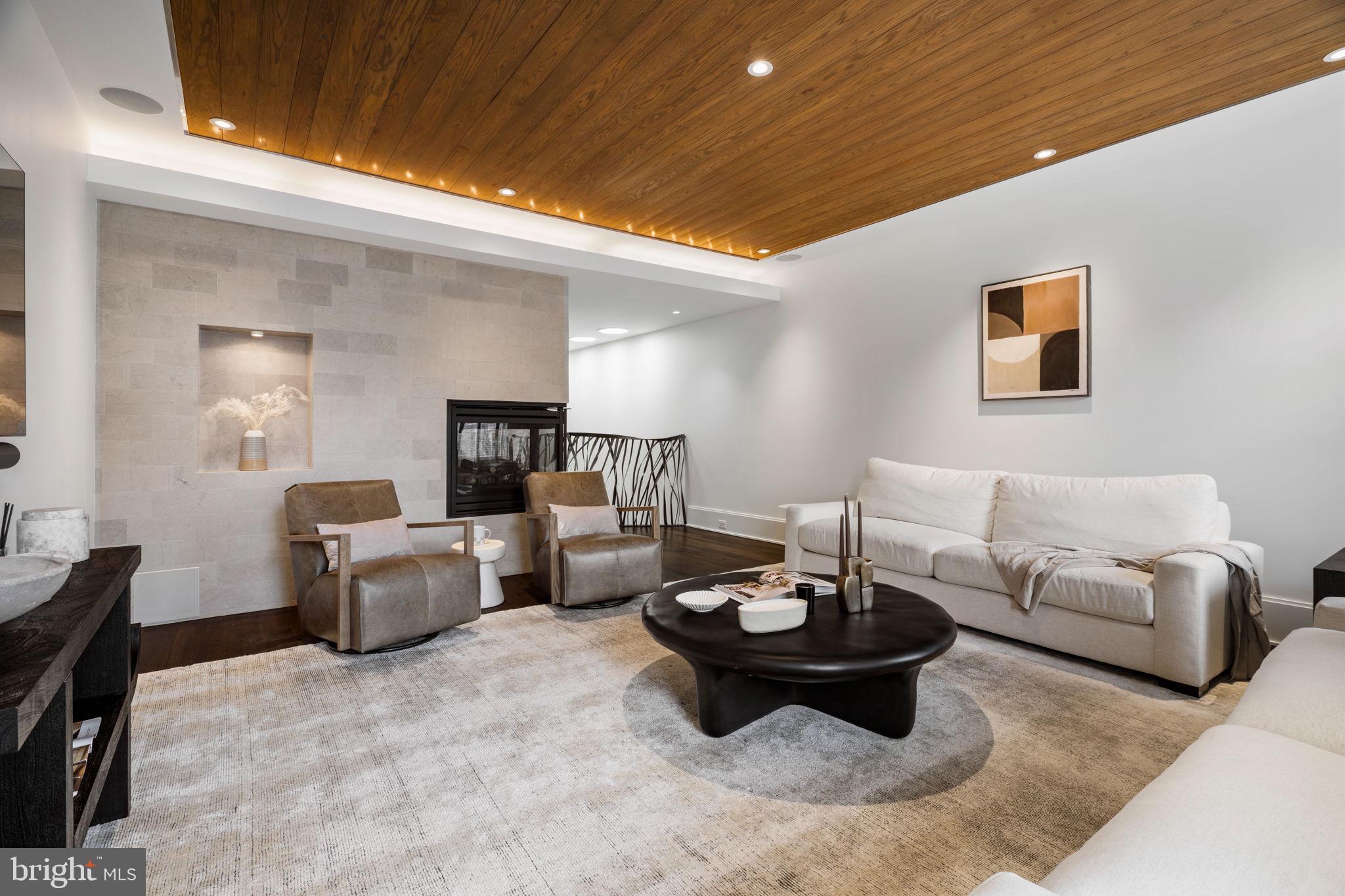 2041 Locust Street Philadelphia, PA 19103 - Photo 60 of 75