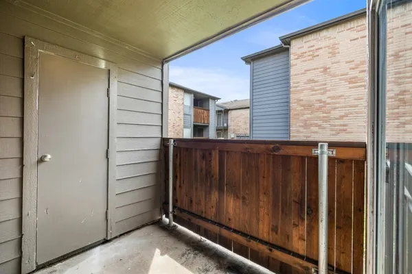 $1,001 | 11715 South Glen Drive, Unit 7031, Houston, TX 77099
