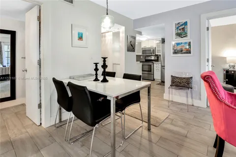 $415,000 | 2600 Collins Avenue, Unit 204, Miami Beach, FL 33140