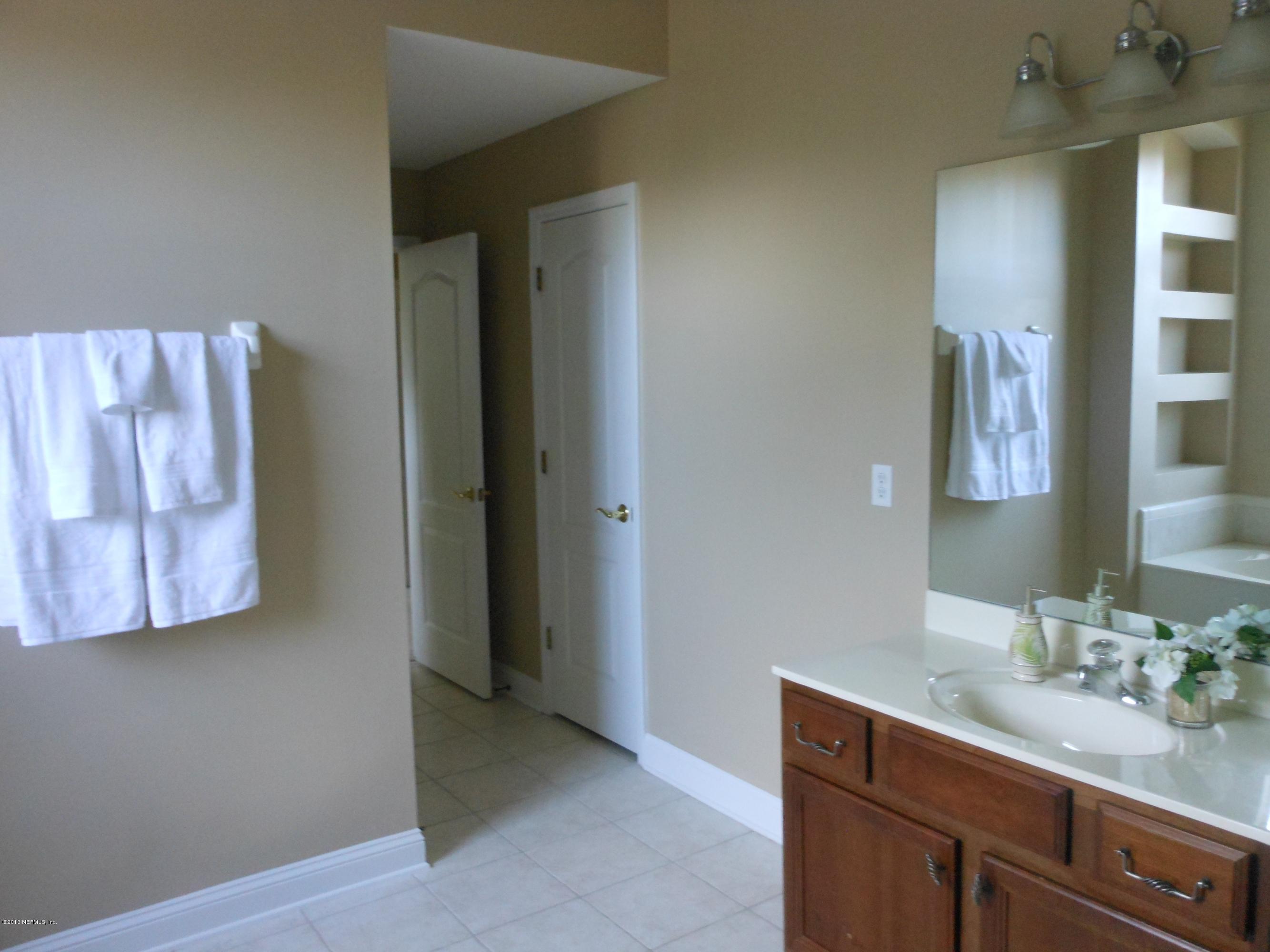 382 Edge Of Woods Road St. Augustine, FL 32092 - Photo 13 of 30 Master Bath 3