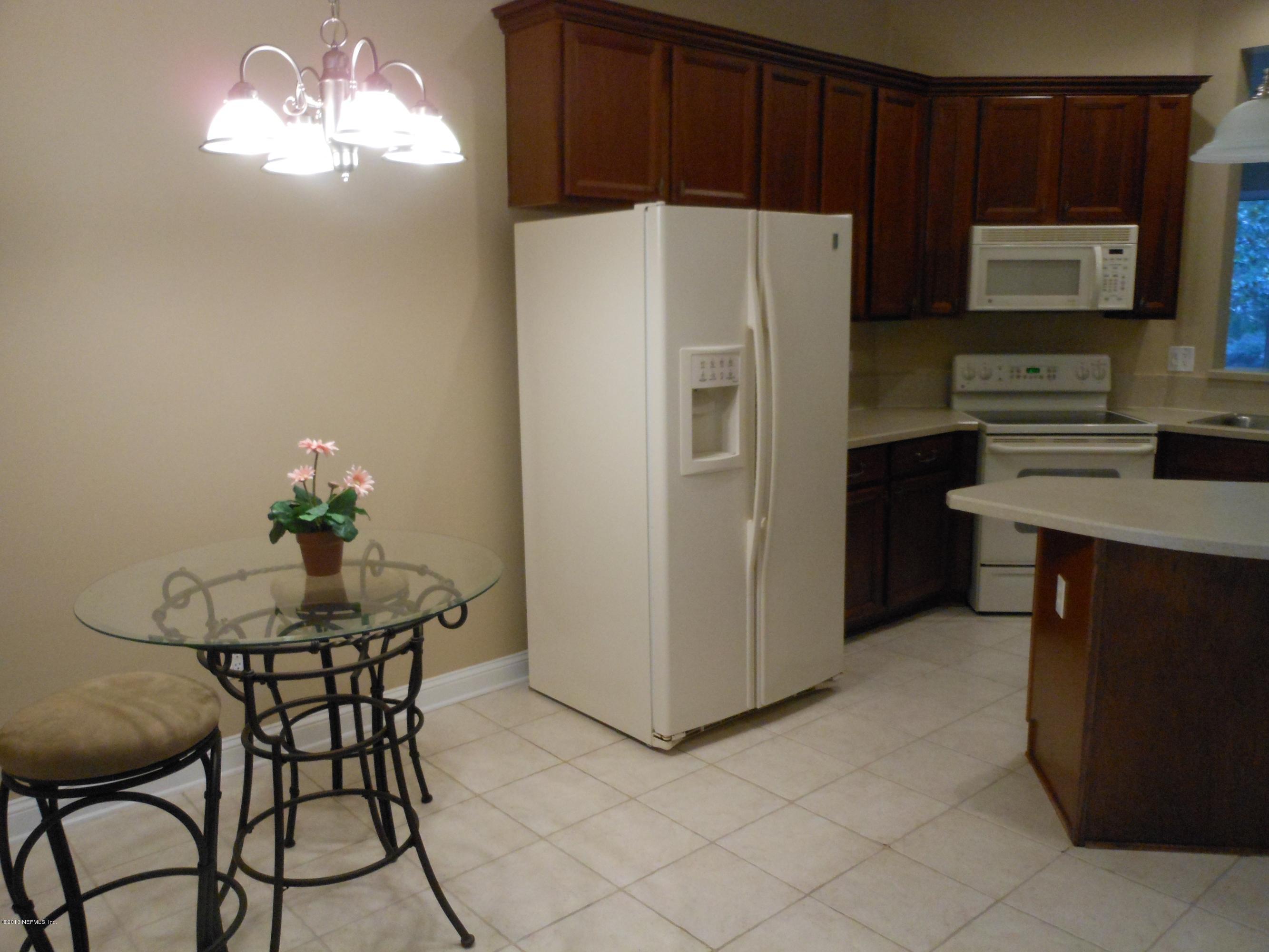 382 Edge Of Woods Road St. Augustine, FL 32092 - Photo 8 of 30 Kitchen 6