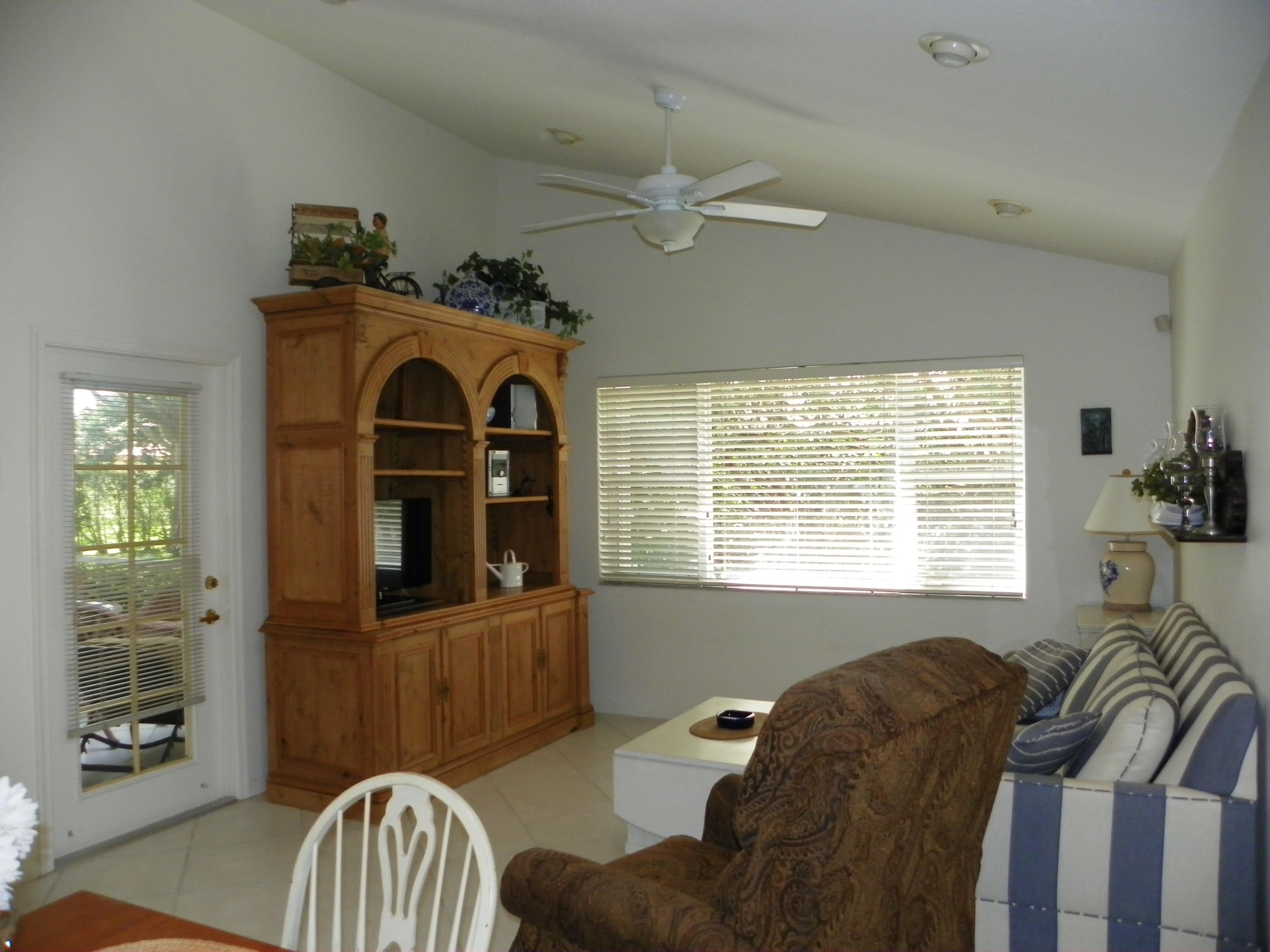6832 Sun River Road Boynton Beach, FL 33437 - Photo 23 of 37 100_0341